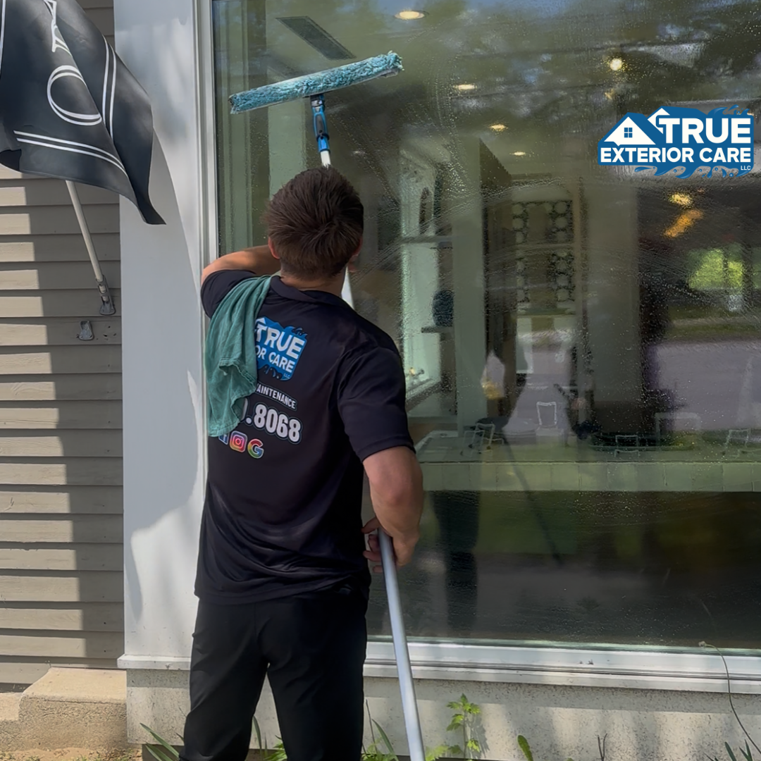 Window cleaning before and after